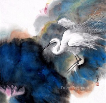 中国 Painting - 中国の伝統的な雲の中の白鷺